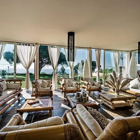 Mauri Luxe - Beautiful Beachfront Дом отдыха
