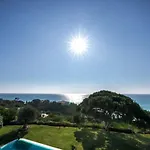 Mauri Luxe - Beautiful Beachfront Tatil Evi *