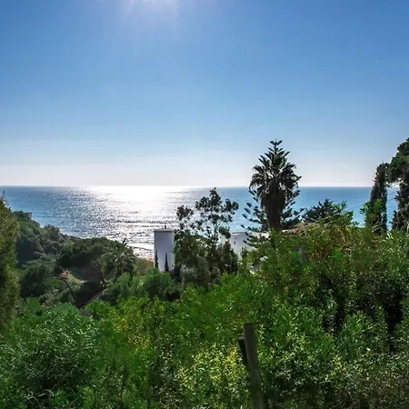 Mauri Luxe - Beautiful Beachfront *