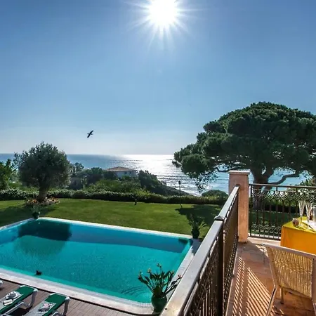 Holiday home Mauri Luxe - Beautiful Beachfront