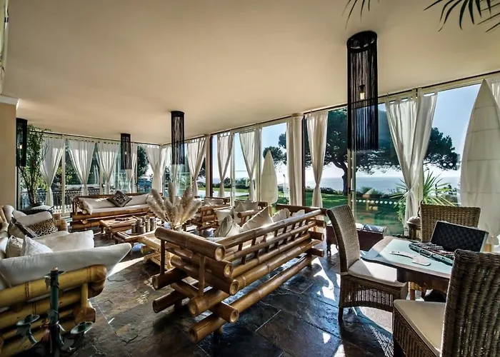 Mauri Luxe - Beautiful Beachfront Albufeira