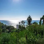 Mauri Luxe - Beautiful Beachfront *