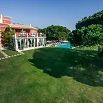 Mauri Luxe - Beautiful Beachfront Prázdninový dům *