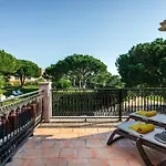 Prázdninový dům Mauri Luxe - Beautiful Beachfront *